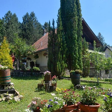 Vikendica Jezero Villa Nova Varos Exterior photo